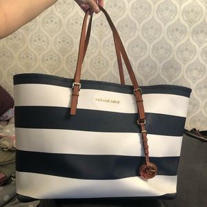 COPY - Michael Kors tote bag